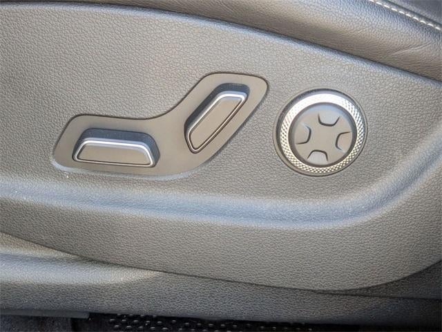 2025 Genesis GV80 Standard