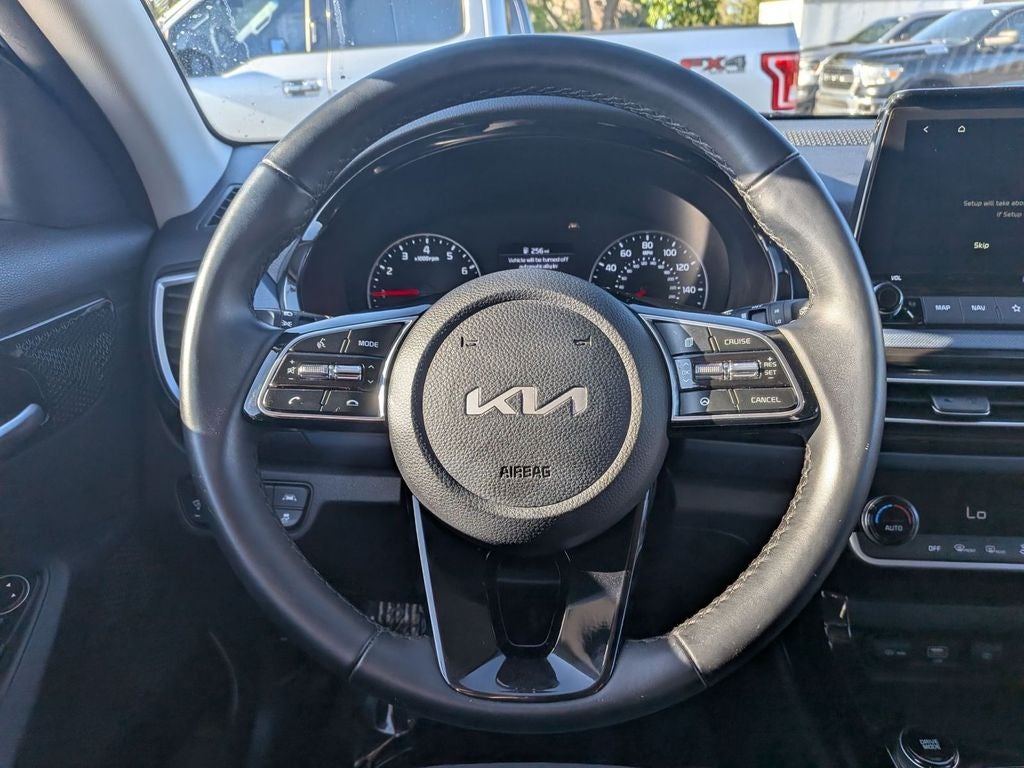 2023 Kia Seltos S