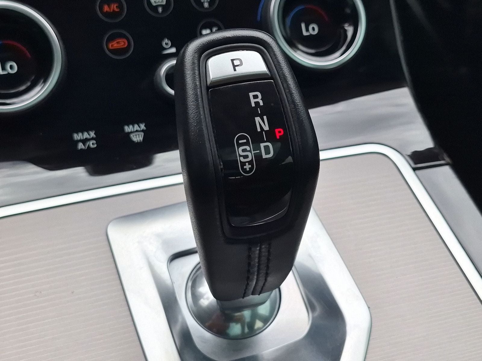 2020 Land Rover Range Rover Evoque SE