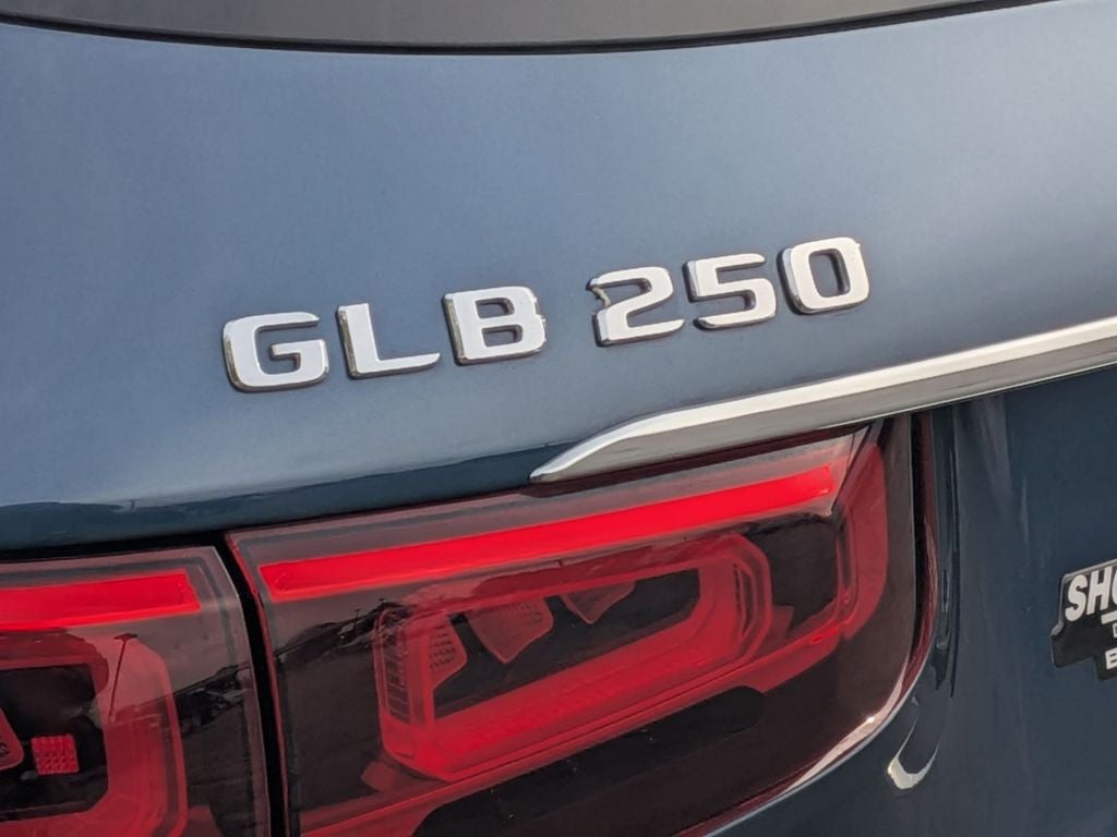 2022 Mercedes-Benz GLB 250 4MATIC®