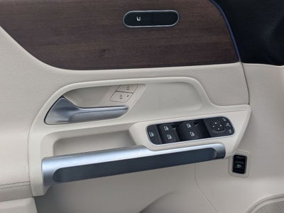 2022 Mercedes-Benz GLB 250 4MATIC®
