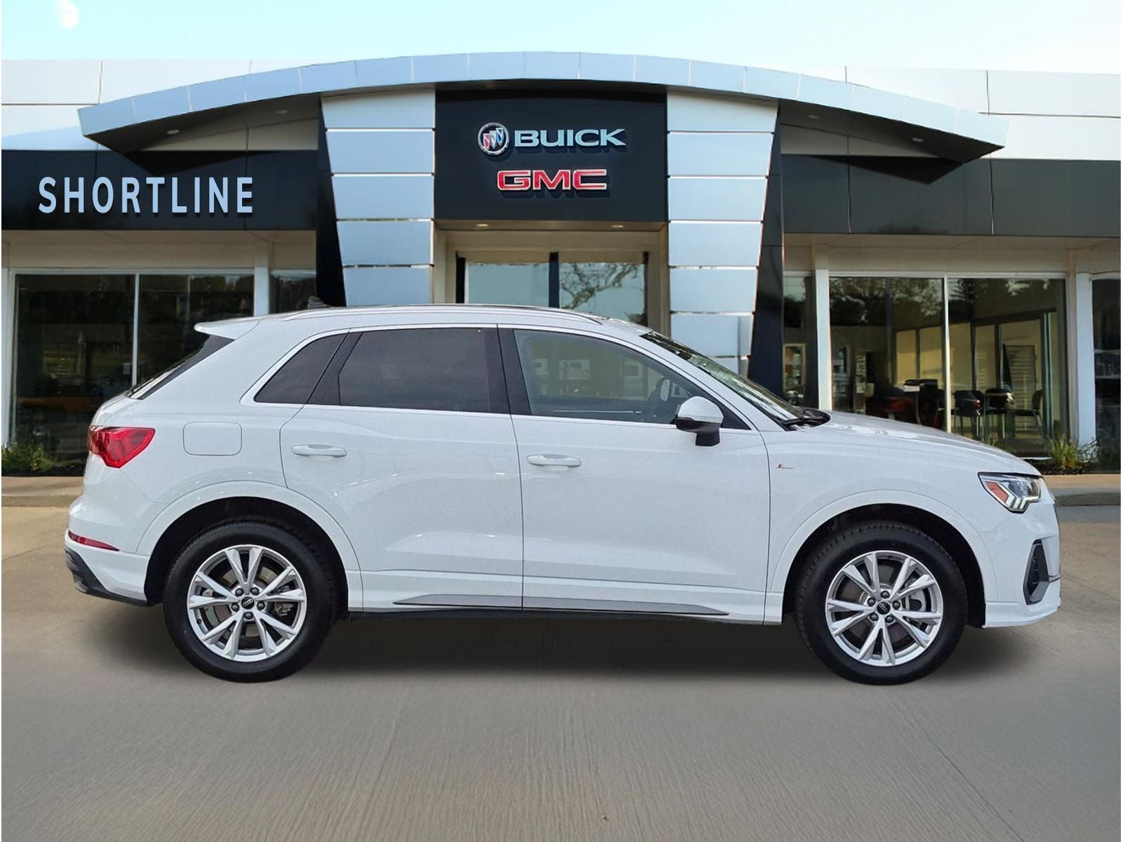 2025 Audi Q3 S line Premium