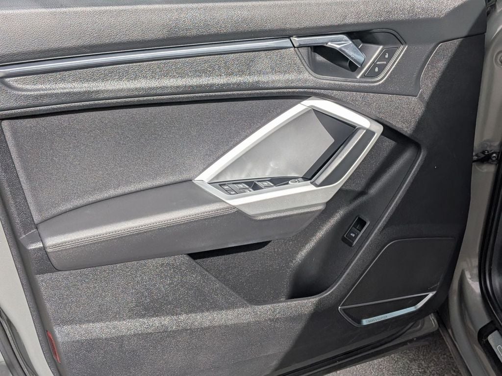 2021 Audi Q3 Premium Plus 45 TFSI S line quattro Tiptronic
