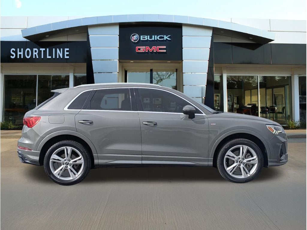 2021 Audi Q3 Premium Plus 45 TFSI S line quattro Tiptronic