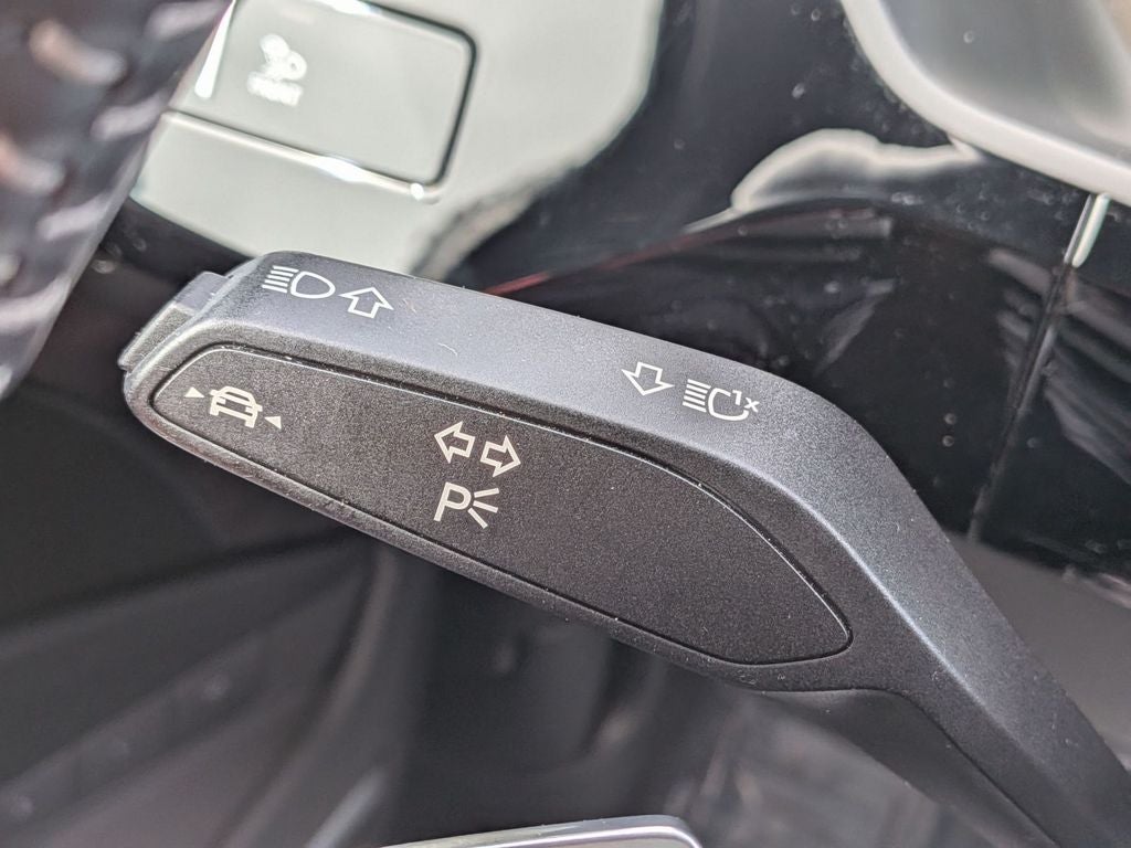 2019 Audi e-tron Premium Plus