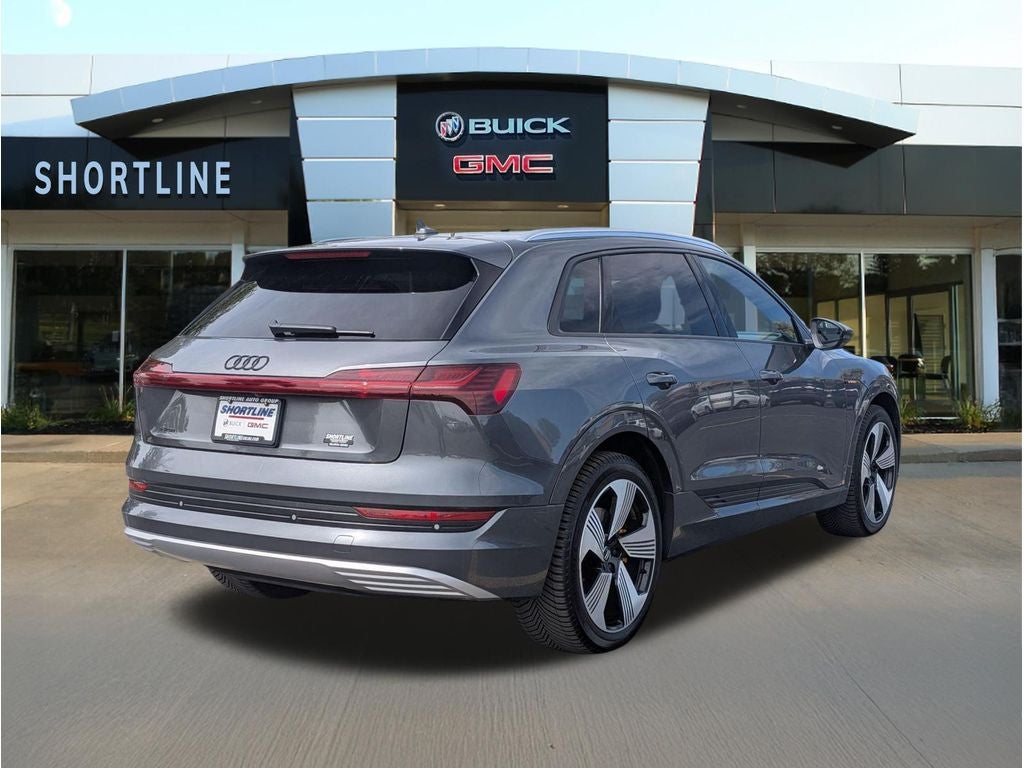 2019 Audi e-tron Premium Plus