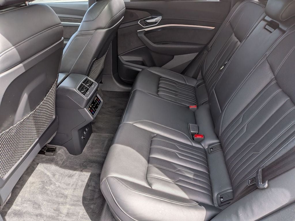 2019 Audi e-tron Premium Plus