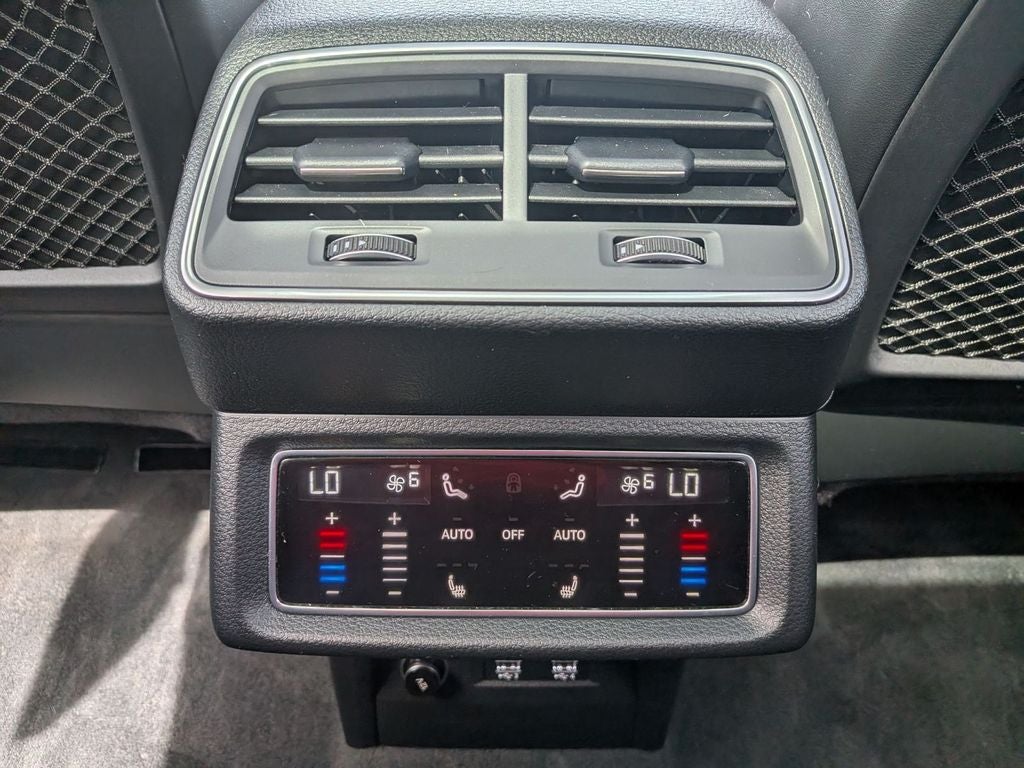 2019 Audi e-tron Premium Plus