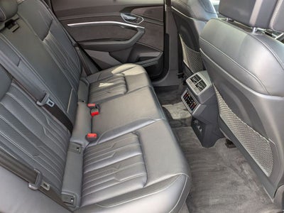 2019 Audi e-tron Premium Plus