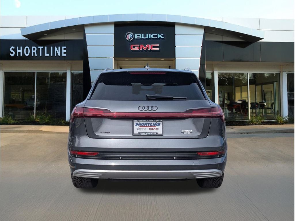 2019 Audi e-tron Premium Plus