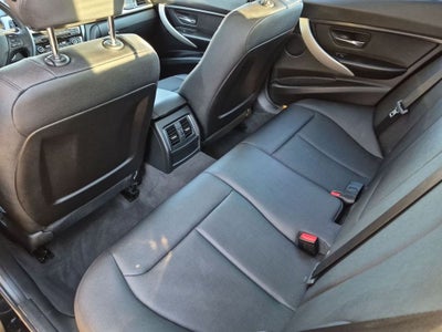 2017 BMW 320i 320i