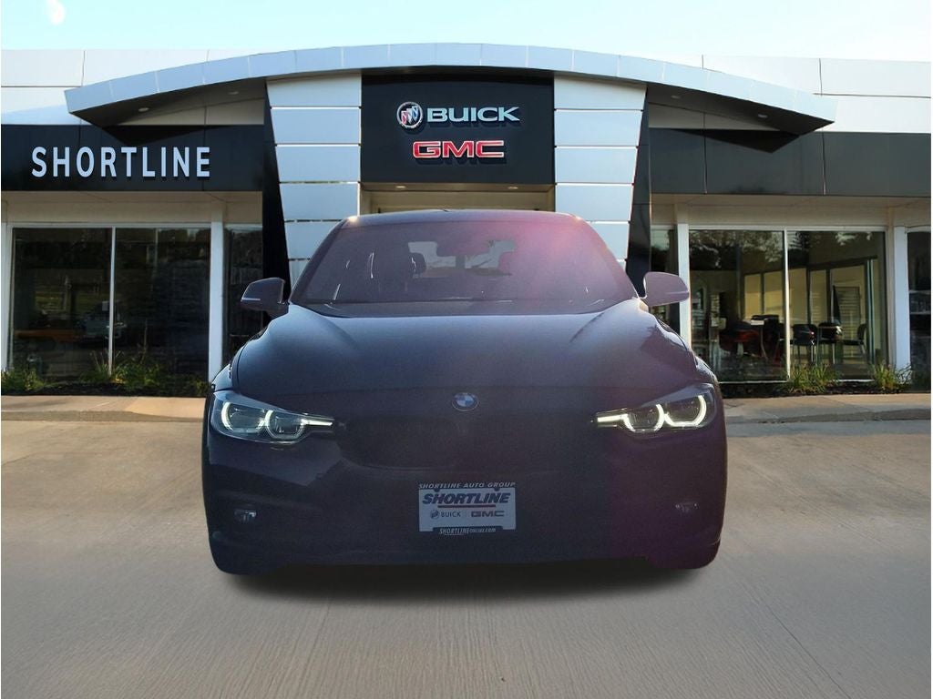 2017 BMW 320i 320i