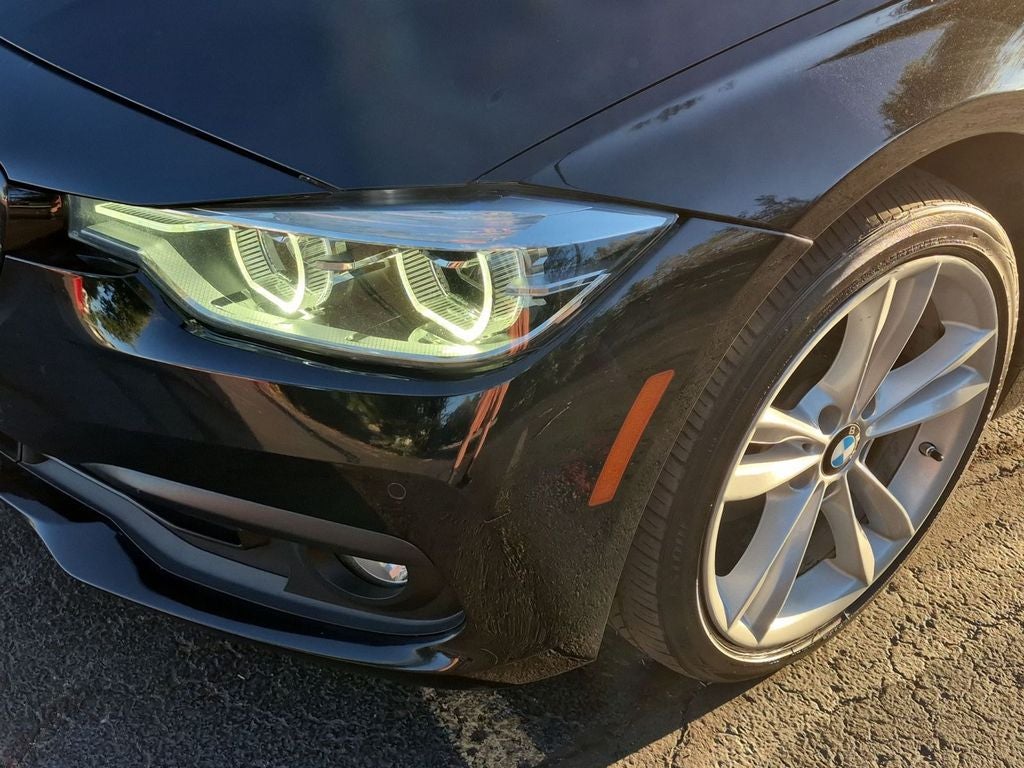 2017 BMW 320i 320i
