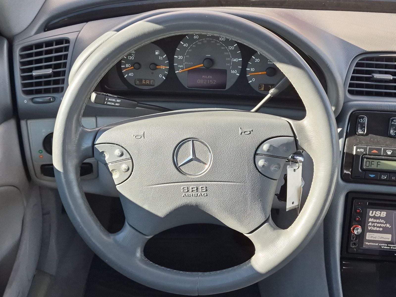 2002 Mercedes-Benz CLK-Class Base