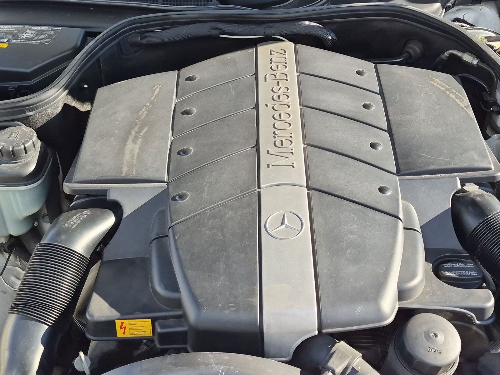 2002 Mercedes-Benz CLK-Class Base