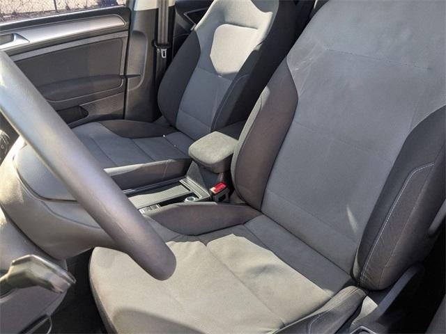 2016 Volkswagen e-Golf SE