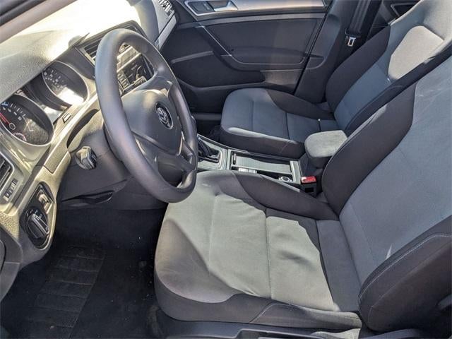 2016 Volkswagen e-Golf SE