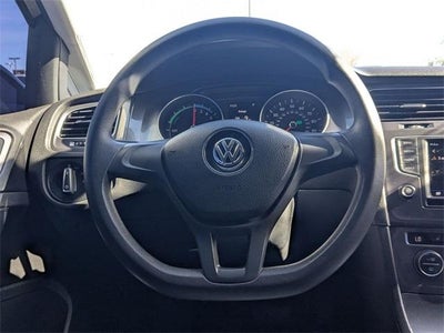 2016 Volkswagen e-Golf SE