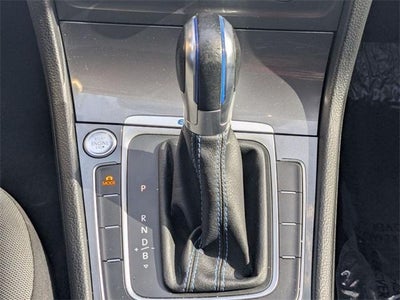 2016 Volkswagen e-Golf SE