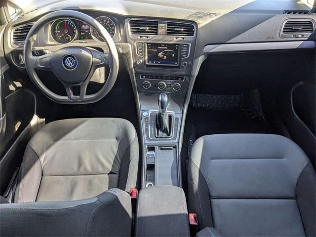 2016 Volkswagen e-Golf SE