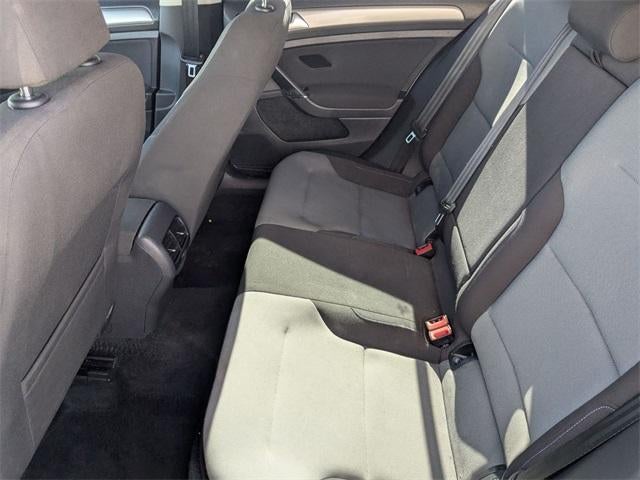 2016 Volkswagen e-Golf SE