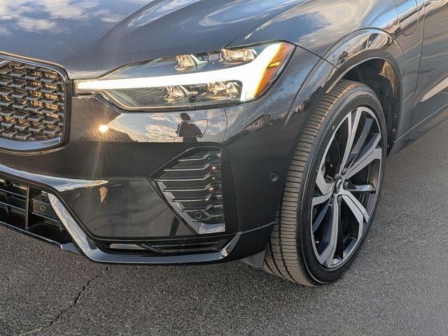 2024 Volvo XC60 Recharge Plug-In Hybrid T8 Ultimate Dark Theme