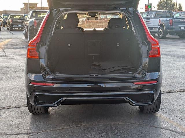 2024 Volvo XC60 Recharge Plug-In Hybrid T8 Ultimate Dark Theme