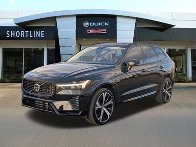 2024 Volvo XC60 Recharge Plug-In Hybrid T8 Ultimate Dark Theme