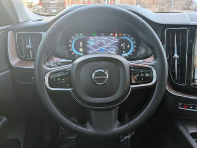 2024 Volvo XC60 Plus Dark Theme