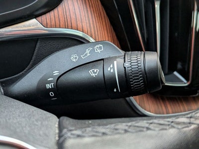 2024 Volvo XC60 Plus Dark Theme